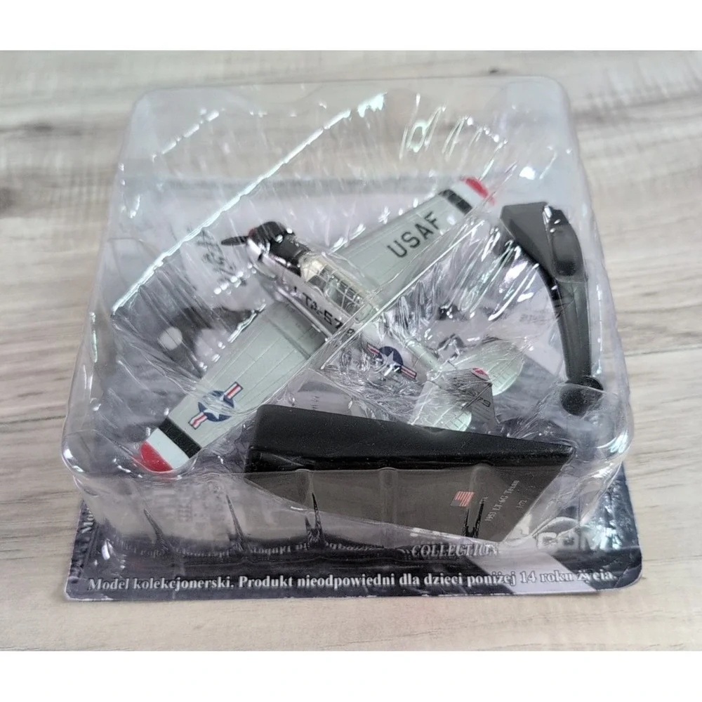 1953 North American LT-6G Texan 1:72 USAF - LTA-579 AMER COM COLLECTION (NEW)